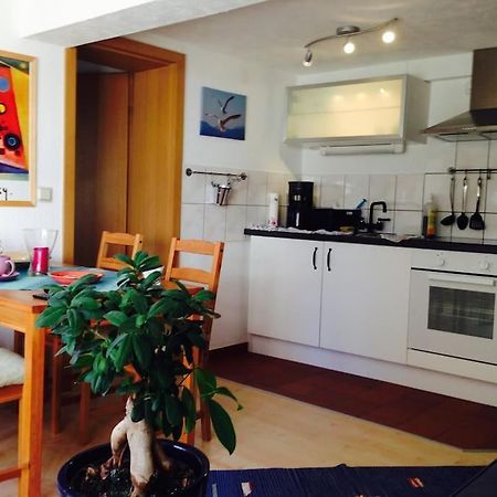 Ferienwohnung Am Brunnenplatz Бад-Зоден-Аллендорф Екстер'єр фото